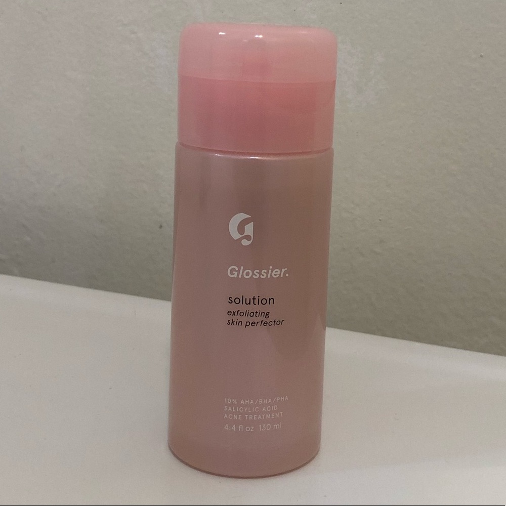 Glossier Solution, daily face exfoliator